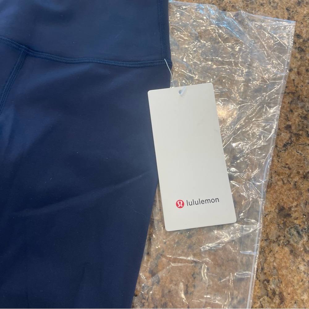 NWT Lululemon Wunder Train High Rise Short 8" true navy blue - Picture 6 of 16